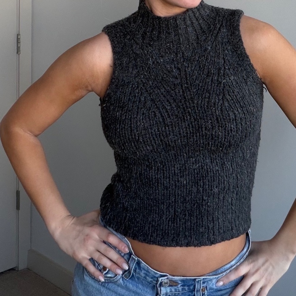 Vintage‎ Y2K Maxtsudio Mockneck Sleeveless Chunky Wool Sweater Tank